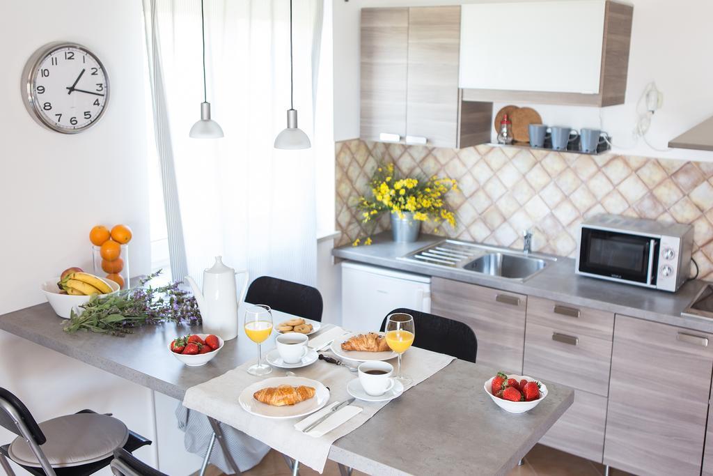 Apartments Roza Medulin Exterior photo